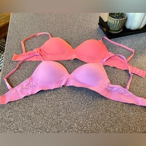 Victoria's Secret Pink and Purple Bras 💕3 for $10